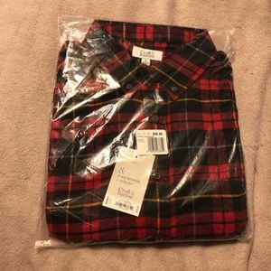Croft and Barrow Flannel long sleeve button down